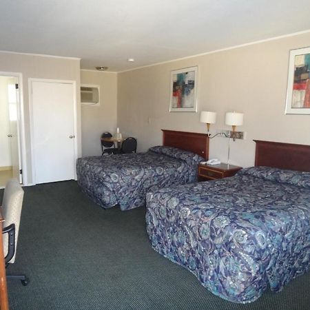 Budget Motor Inn- Mahopac Стая снимка